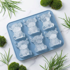6-Cavity Highland Cow Ice Mold - Food-Grade Silicone Scottish Cow-Shaped Ice Cube Tray Suitable for Whiskey,, Drinks, Non-Toxic for, for Home Bar, Parties, Picnics, Themed Gatherings, Adorable Animal Ice Cubes