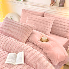 3pcs Faux Rabbit Plush Bedding Set, Soft Fluffy Comfortable Thicken Warm Autumn-Winter Duvet Cover & Pillowcase Set, Machine Washable, Ideal for Hotel, Guest Room, Bedroom, Home Use,Christmas Presents, Single/Double/King/Super King Size (1*Duvet Cover + 2