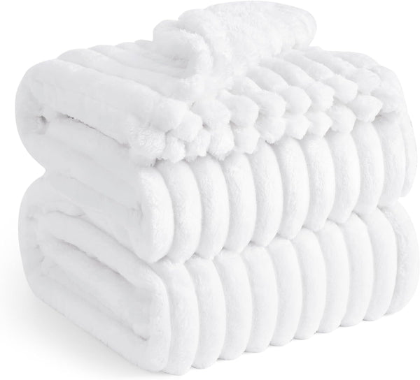 Bedsure Fleece Throw Blanket for Sofa - Fluffy Cosy Warm Blankets for Bed, Soft Cute Single Throw Gifts for Women and Girls, off White, 130X170 Cm