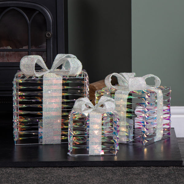 30cm Set of 3 Battery Operated Light up Star Shimmer Christmas Parcels with 90 Warm White LEDs