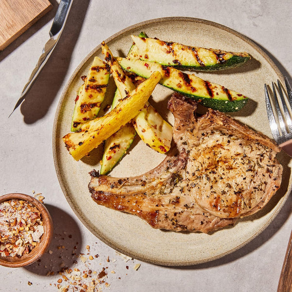 Smokehouse by Thoughtfully, Gourmet Ultimate Grilling Spice Set, Grill Seasonings and Rubs Gift Set, Flavors Include Chili Garlic, Italian Seasoning, Cayenne Spice Rub and More, Pack of 20