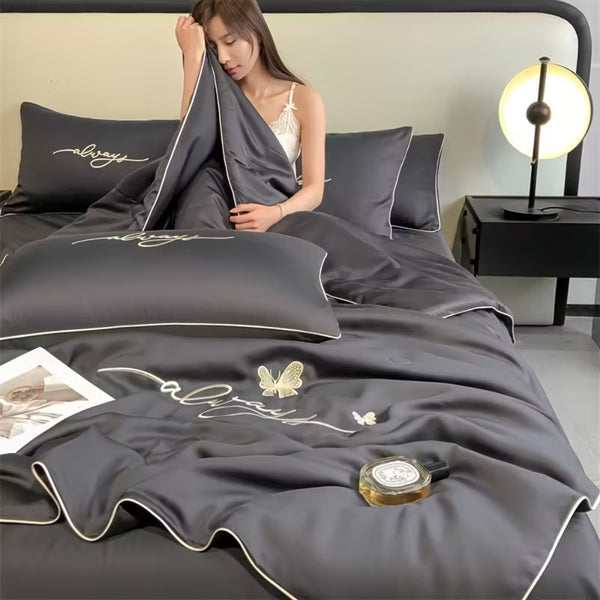 Luxury Embroidered Summer Cooling Quilt - Lightweight, Breathable Air Conditioner Blanket for Bedroom & Dorm, Machine Washable (Pillowcase Not Included)