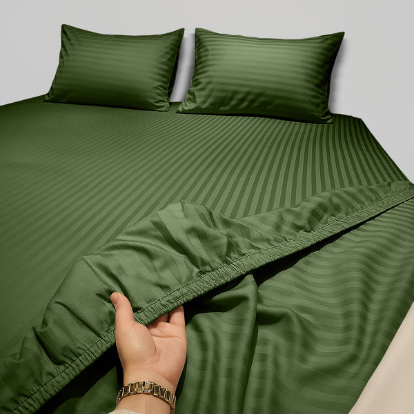 1pc Extra Deep Striped Fitted Sheet 40cm – Soft & Comfortable Microfiber Bedding, Breathable & Smooth, Machine Washable Bed Sheet Suitable for Bedroom