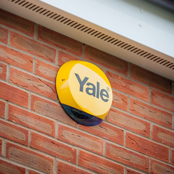 Yale IA-320 10Pc Sync Smart Home Alarm with X4 Motion Sensors and X3 Window/Door Sensors