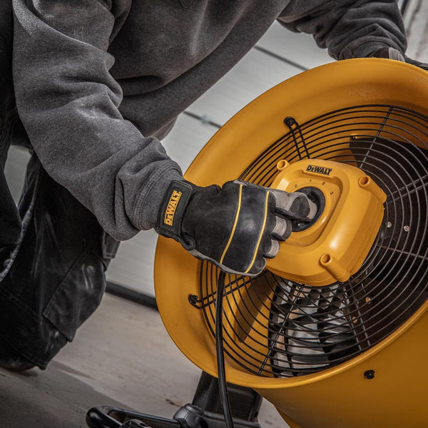 DEWALT® 16