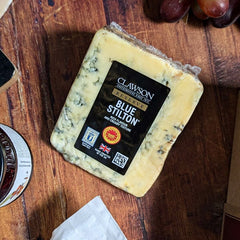 IMP & MAKER Perfect Christmas Pairing Cheese Board and Wine Hamper