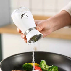 4pcs Set (2 Bottles + 2 Caps) of Adorable Glass Salt And Pepper Shakers. 4 Oz (Approx. 113.4G) Glass Salt And Pepper Shakers with Stainless Steel Caps, Suitable for Kitchen Dining Tables, Rvs, Camping, And Bbqs. Condiment Bottles, Salt And Pepper Shakers.