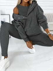 Three-Piece Set Including a Women'S Hoodie, Slim-Fit Pants, And a Vest, Perfect for And Casual Daily. It Offers a Style, Ideal for And Travel, Featuring Buttons, Pockets, And a Trendy .