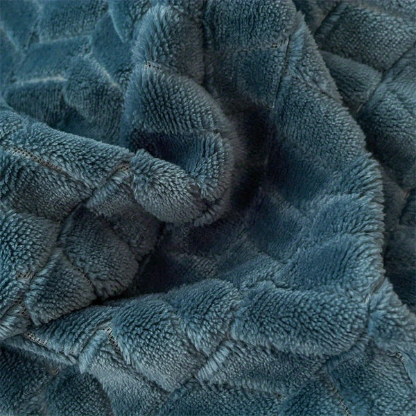 Premium Luxury Bedding Milk Velvet 4pcs Set, Soft, Thickened and Warm, Including 1 Duvet Cover+ 2 Pillowcases+ 1 Bed Sheet, Washable and Machine-Washable, Suitable for Bedrooms, Guest Rooms, Rental Houses, College Dorms