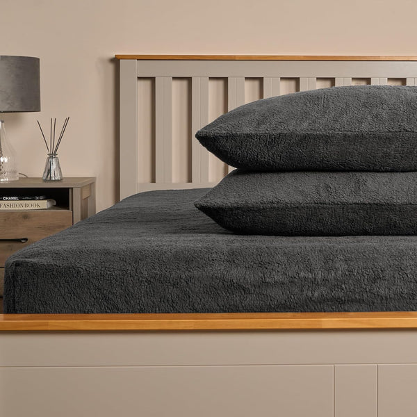 Brentfords Teddy Fleece Fitted Bed Sheet Plain Thermal Warm Soft Luxury Bedding, Charcoal Grey - Double