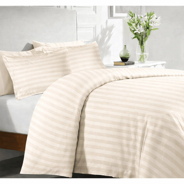 FAURA TEXTILES -Ultra Soft Striped Duvet Cover Set with Pillowcases – Elegant Modern Bedding Set, Smooth Comfortable Finish, Easy Care, Single Double King Super King Sizes