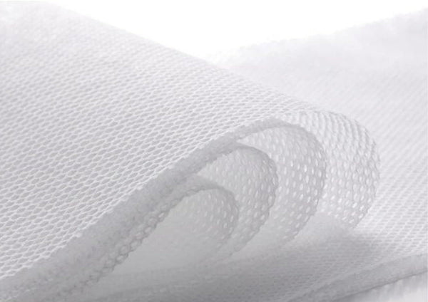 Divine Textiles Lightweight Air Cloud Quilt 4.5 10.5 13.5 15 TOG Duvet – Breathable All-Season Duvet with Soft Hollowfibre Filling | Single, Double, King, Super King | White