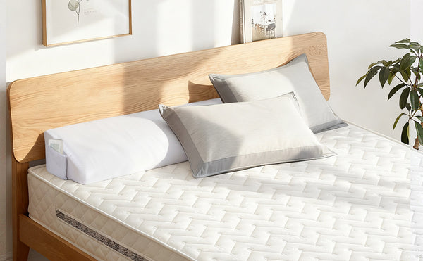 Full/Queen Size Bed Wedge Mattress Gap Filler Headboard Pillow to Fill the Gap Between Headboard and Mattress Supportive Foam Wedge with Washable Cover and Side Pocket