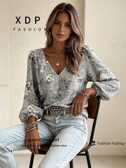 2D Flat Print Retro Western Style Shirt| V-neck Women's Long-sleeved Top with Colorful Small Floral Print, Bohemian Style Lantern Sleeve Design, Machine Washable, Suitable for Casual Attire and Vacations, 2D Flat