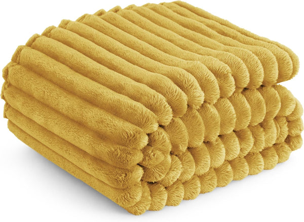 Bedsure Fleece Throw Blanket for Sofa - Fluffy Cosy Warm Blankets for Bed, Soft Cute Single Throw Gifts for Women and Girls, off White, 130X170 Cm