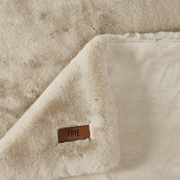 FRYE Luxe Faux Fur Throw in Beige, 152 X 177 Cm