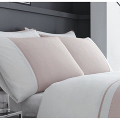DreamEasy Sorrento White & Pink Duvet Cover Set With Pillowcases| 200 Thread Count 60% Cotton / 40% Polyester | Available in Blue, Teal or Mauve | Breathable & Comfortable Poly-Cotton Fabric | Available in All Key Sizes: Single, Double, King & Super King