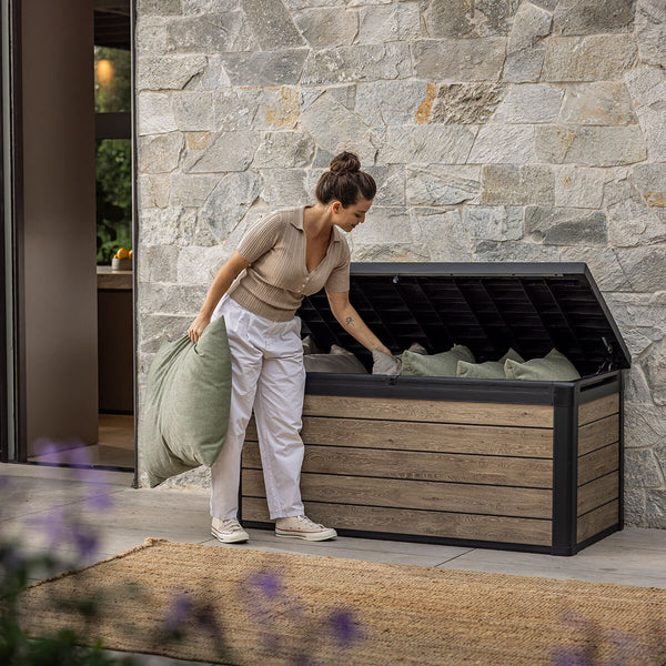 Keter Ashwood Signature 570 Litre (150 Gallon) Outdoor Storage Deck Box