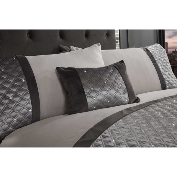 Diamond Mirage Duvet Cover Set – Single, Double, King Size | Silver Grey Quilted Panel Design with Sparkling Sequin Detail | Luxury Polycotton Blend (50% Cotton, 50% Polyester) | Includes Matching Pillowcases | Easy-Care, Machine Washable Bedding | Glamor