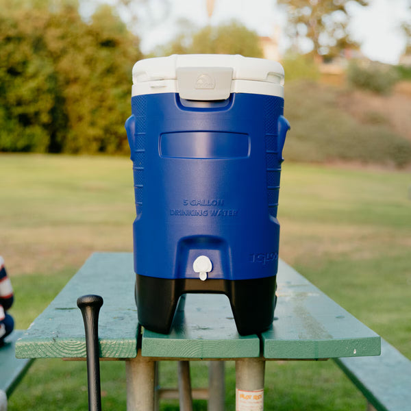 Igloo 5 Gallon Sport Rolling Cooler