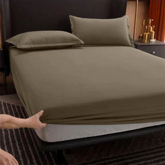 Extra Deep 25 cm Fitted Sheet – Soft Cotton-Rich Bed Sheet with Elastic Corners, Wrinkle-Resistant, Machine-Washable Bedding (Single / Double / King / Super King)