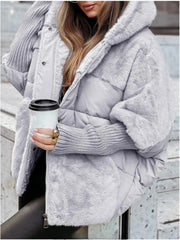 Women's Relaxed-fit New Patchwork Coat with Hooded Design, Dropped Shoulders, Plush Fabric, and Concealed Front Zip Fastening. Ideal for Winter Leisure Wear, Street Style Outfits, and Everyday Outings.
