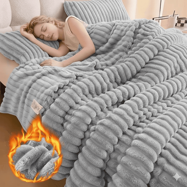 Traditional-Style Plush Double-Layer Leisure Fur Throw Blanket | Soft, Warm & Cozy for Couch, Bed, Office, and Travel - Ideal for Air Conditioning, Travel, and Siesta Use, Christmas Present, Champagne Polyester