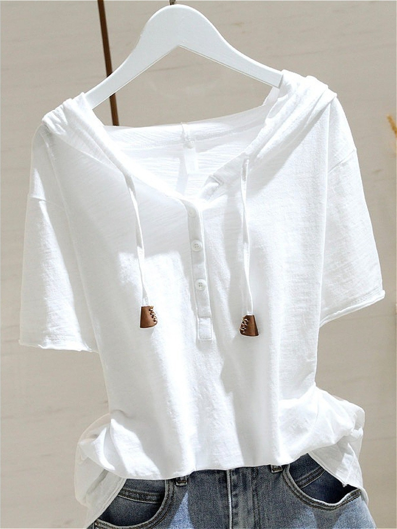 Women's Lightweight Hooded T-Shirt, Short Sleeve Henley V-Neck Top for Summer