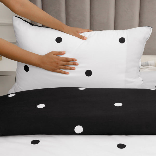 3pcs Reversible Polka Dot Duvet Cover Set – Hotel Quality, Soft & Breathable Microfiber, with Pillowcases, Button Closure, Machine Washable, Wrinkle Free & Durable