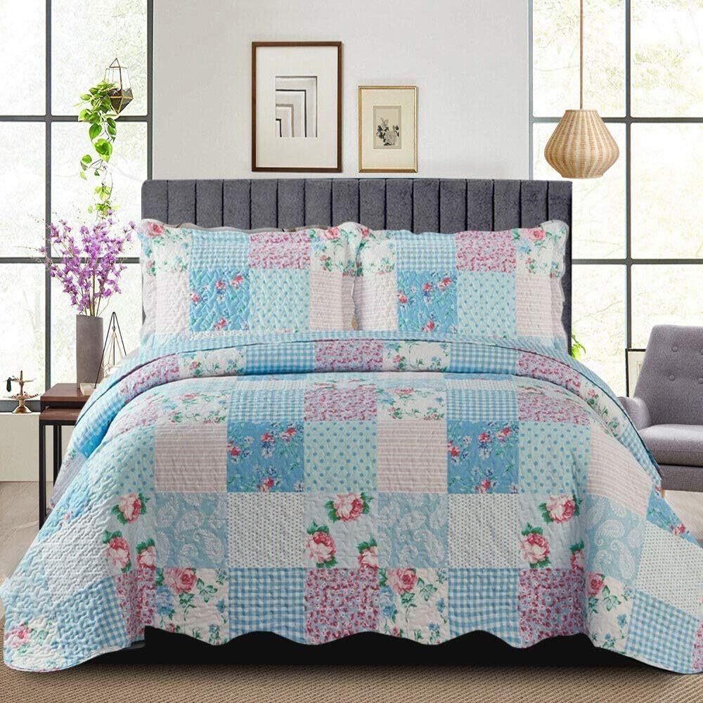 3pcs Patchwork Quilt Set – Floral Blue Reversible Box Pattern with Soft Microfibre Cover & 100% Cotton Filling, Includes Bedspread + 2 Pillowcases – Warm All-Season Bedding for Bedroom & Guest Room