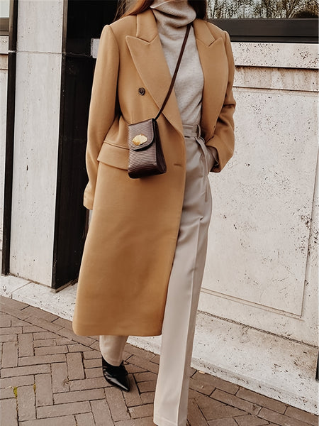 This Elegant Cream White Woolen Coat Features a Double-Breasted Design, Button Details, And a Slim Fit, Making It Perfect for Both Casual And Formal Events During The Fall And Winter Seasons.