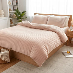 3pcs Faux Rabbit Plush Bedding Set, Soft Fluffy Comfortable Thicken Warm Autumn-Winter Duvet Cover & Pillowcase Set, Machine Washable, Ideal for Hotel, Guest Room, Bedroom, Home Use,Christmas Presents, Single/Double/King/Super King Size (1*Duvet Cover + 2