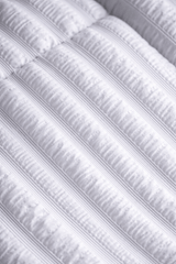 Luxury Washed Microfibre Seersucker Comforter Duvet Quilt – Soft & Lightweight All Season Bedding – White & Grey – Single, Double & King Size