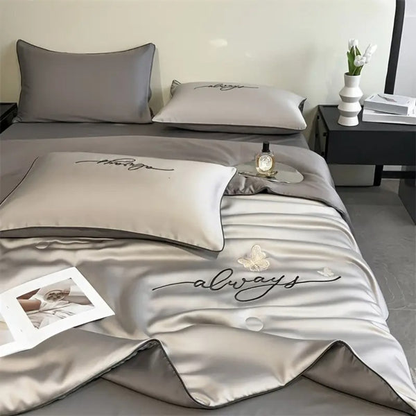 Luxury Embroidered Summer Cooling Quilt - Lightweight, Breathable Air Conditioner Blanket for Bedroom & Dorm, Machine Washable (Pillowcase Not Included)