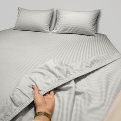 1pc Extra Deep Striped Fitted Sheet 40cm – Soft & Comfortable Microfiber Bedding, Breathable & Smooth, Machine Washable Bed Sheet Suitable for Bedroom