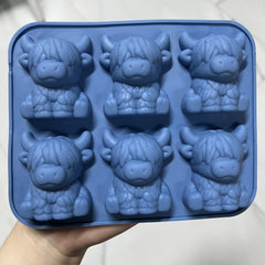 2pcs/3pcs 3D Highland Cow Ice Mold, 6-Grid Silicone Ice Mold, Highland Cow Shape Washable And Heat Resistant, Food Grade Ice Mold for Party Beverages, Foldable for Easy Ice Retrieval, Cocktails, Champagne, And Beverage Ice Grids