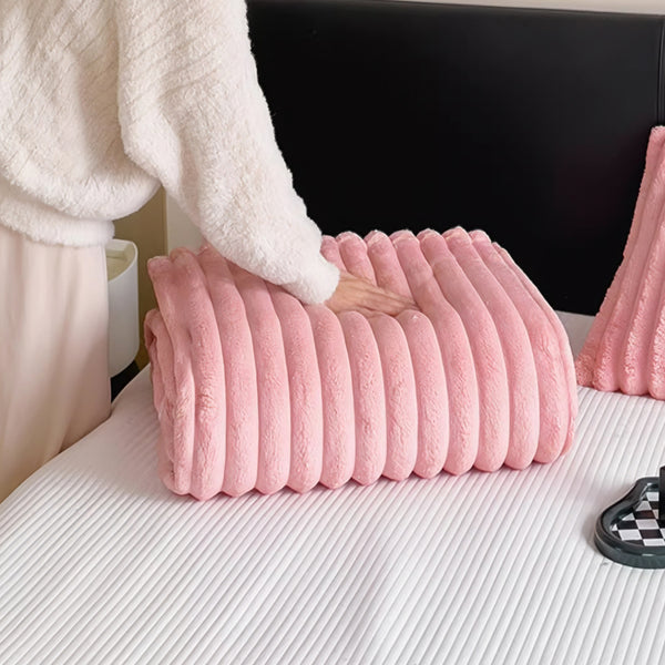 Luxurious Faux Rabbit Fur Throw Blanket - Ultra-Soft & Warm All-Season Luxury Blanket, Double-Sided Plush Fur for Couch, Bed, Travel, Office - Machine Washable, Elegant Home Decor Gift for Valentine'S Day, Housewarming, Birthday