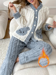 Autumn and Winter New Women's Long-Sleeve Robe Set with Embroidered Bear Pocket Design, Warm and Comfortable Loose-Fit Casual Home Wear