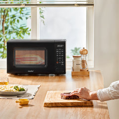 Midea COMFEE' 700W 20 Litre Digital Microwave Oven: Functional & Stylish for Any Kitchen, with 6 One-Touch Cooking Presets, Express Cook, 11 Power Levels, Defrost, Memory Function - Black