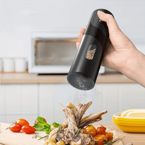 2pcs Rechargeable Electric Salt and Pepper Grinder, Automatic Salt & Pepper Mills Set with LED Light, Adjustable Coarseness, 110ml Large Capacity for Home, Kitchen Bbq, Restaurant, Outdoor, Wedding Gift