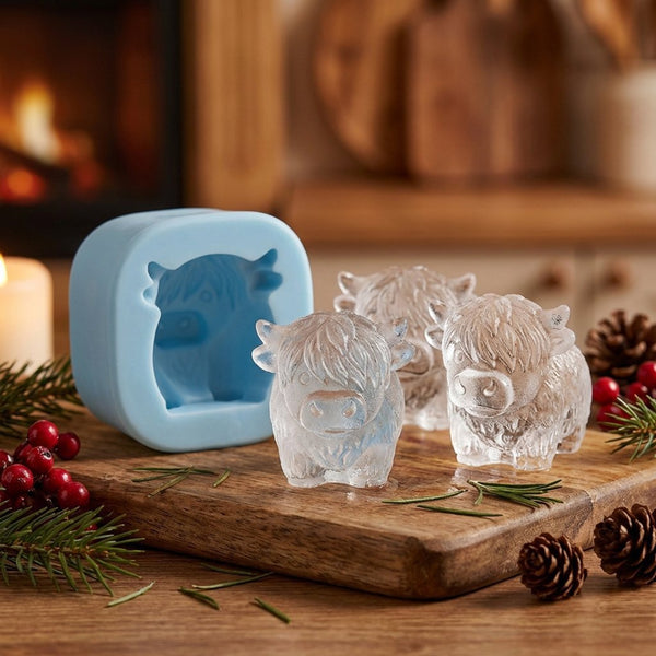 6-Cavity Highland Cow Ice Mold - Food-Grade Silicone Scottish Cow-Shaped Ice Cube Tray Suitable for Whiskey,, Drinks, Non-Toxic for, for Home Bar, Parties, Picnics, Themed Gatherings, Adorable Animal Ice Cubes