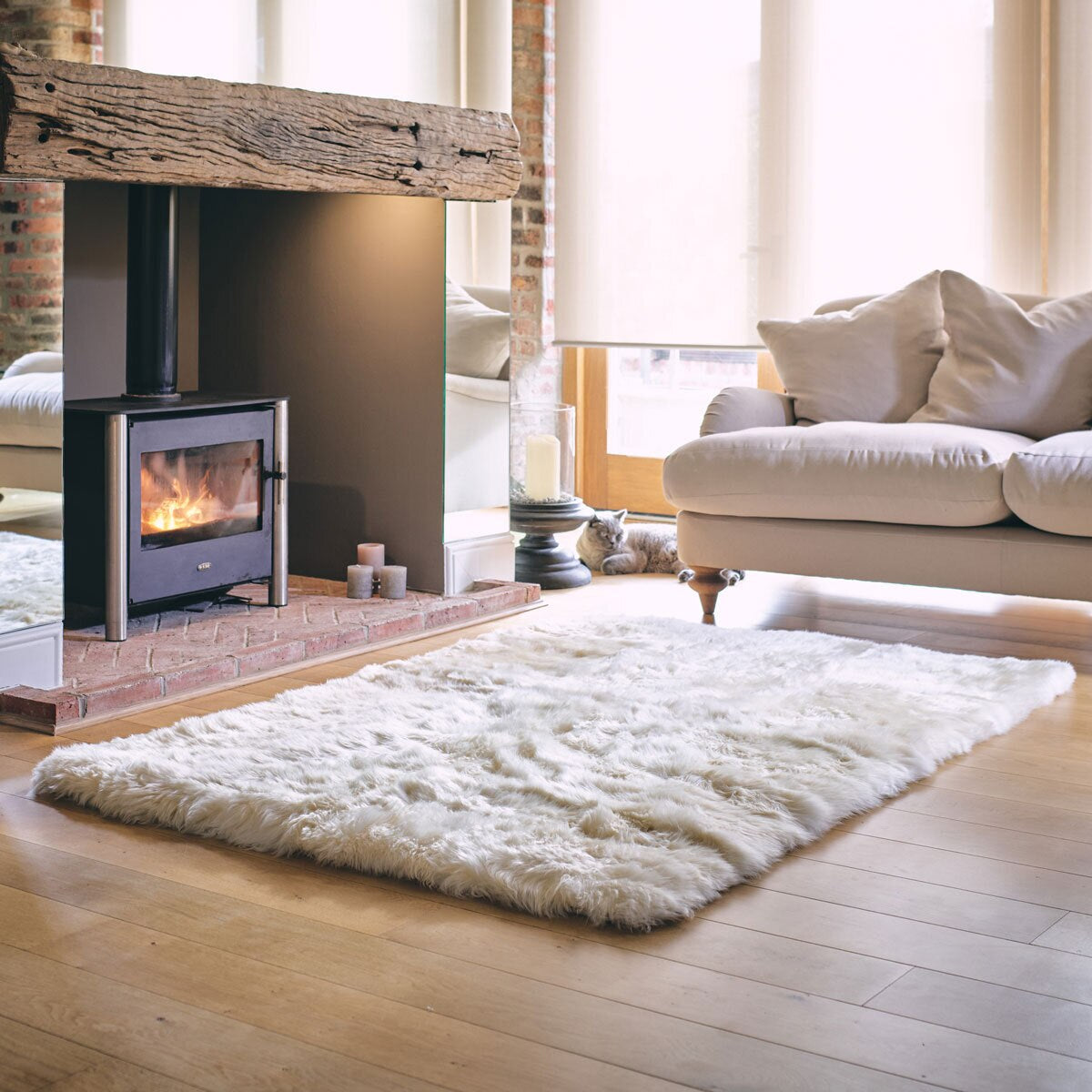 Bowron Sheepskin Area Rug 120 X 180Cm in Champagne
