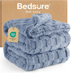 Bedsure Fleece Throw Blanket for Sofa - Fluffy Cosy Warm Blankets for Bed, Soft Cute Single Throw Gifts for Women and Girls, off White, 130X170 Cm