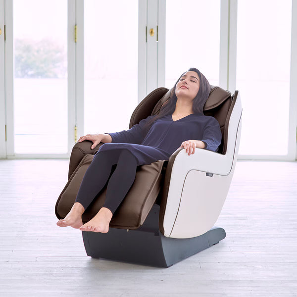 SYNCA Circ+ Massage Chair in Beige