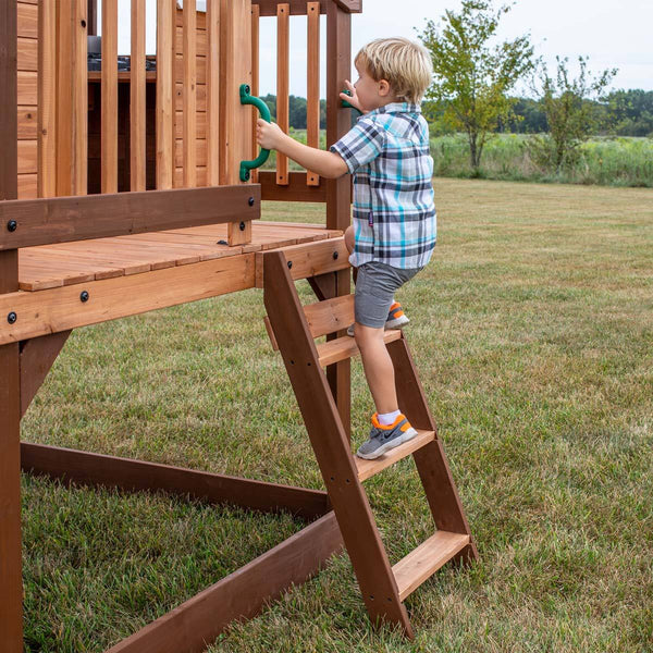 Backyard Discovery Echo Heights Playhouse (3-10 Years)