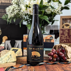IMP & MAKER Perfect Christmas Pairing Cheese Board and Wine Hamper