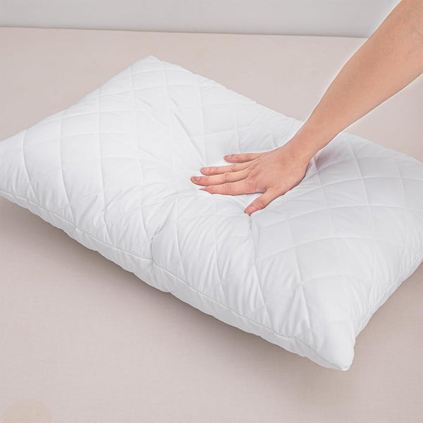 4B Quilted Waterproof Mattress Protector Extra Deep 30cm with Quilted Top Layer and All-Around Elastic, Designed for Stable Mattress Fit and Easy Maintenance, Suitable for Home Use, Guest Rooms and Let Properties, Available in Single Small Double 4FT Doub