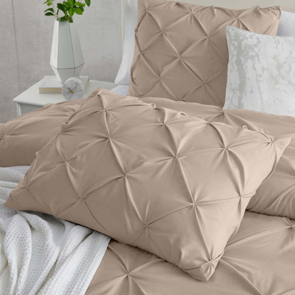 3pcs Pintuck Duvet Cover Set – Reversible Pinch Pleat Design with Pillowcases, Soft & Breathable Microfiber, Button Closure & Corner Ties, Machine Washable, Perfect for Bedroom or Guest Room – All Season