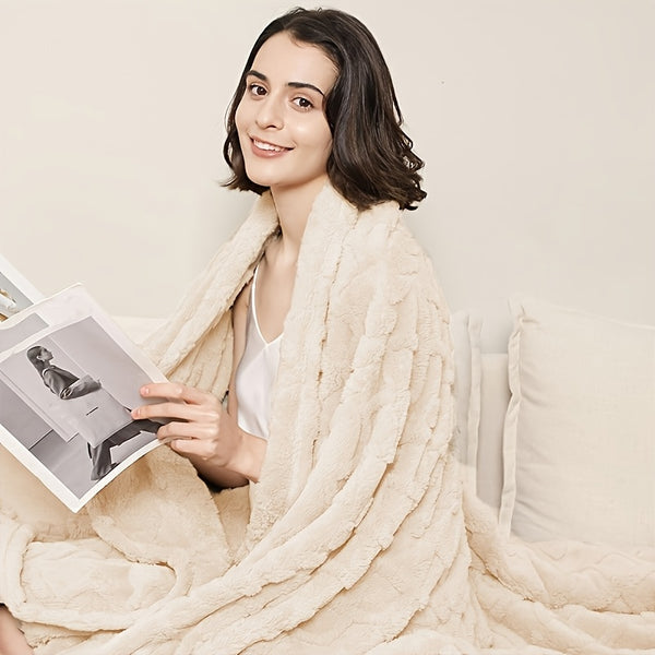 A Plush And Comfortable Velvet Throw, Perfect for Any Season, This Durable And Reversible Blanket Makes an Excellent Gift. It'S Versatile And Cozy, Ideal for Use on a Couch, Sofa, in The Bedroom, Living Room, Or Office