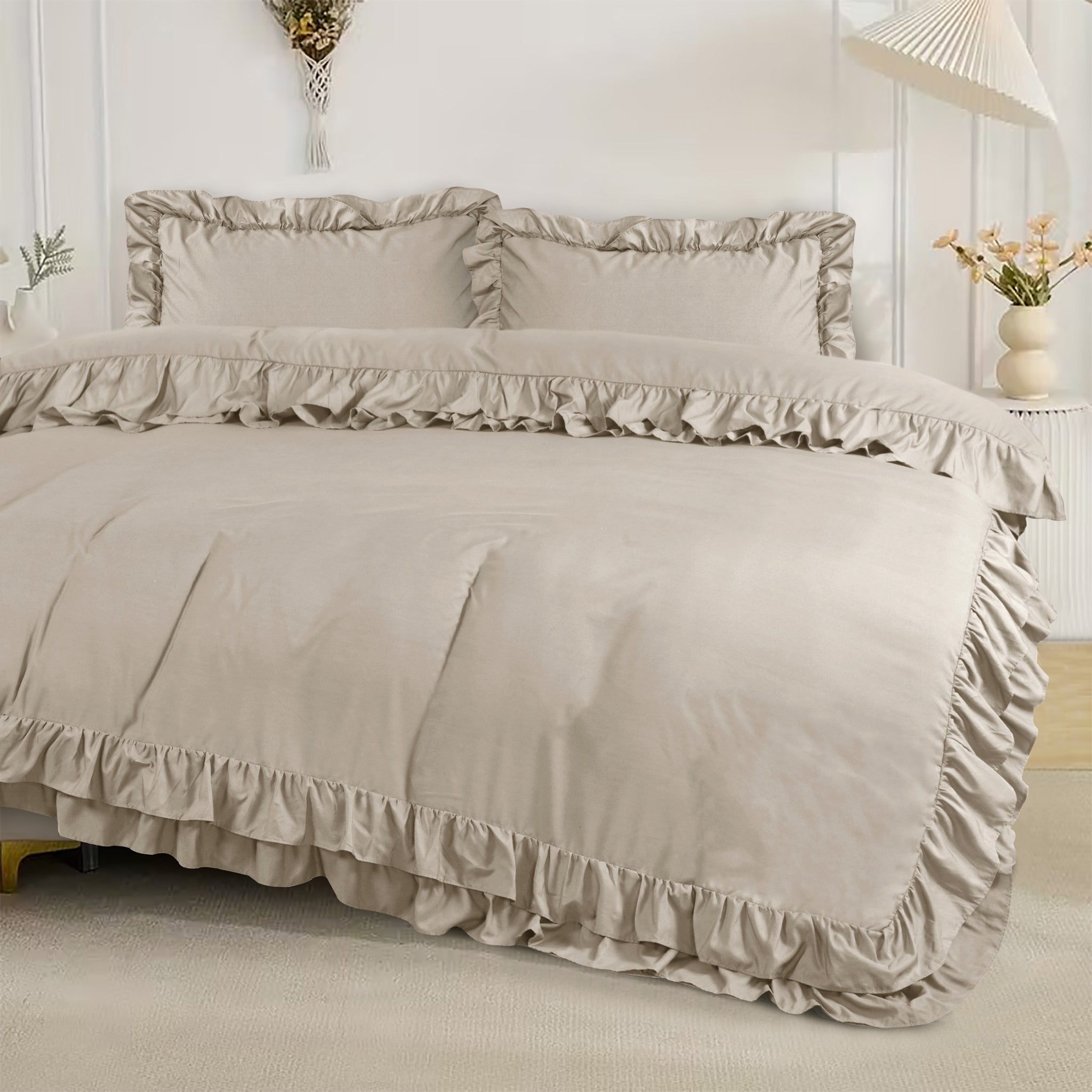 3-Piece Ruffle Frilled Duvet Cover Set – Soft, Comfortable Bedding with Pillowcases, Button Closure, Elegant Layered Design